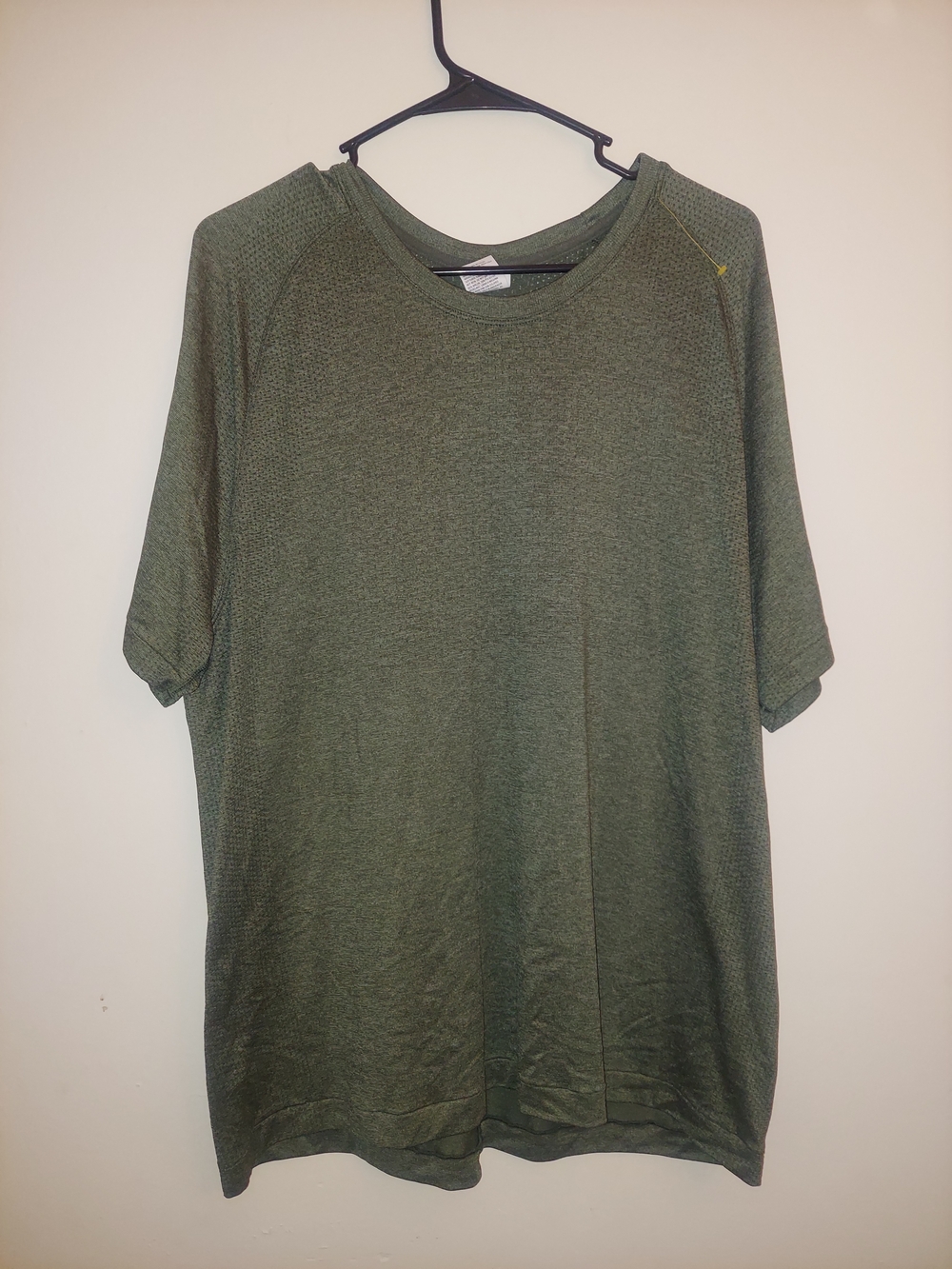 All in motion Olive Green Short Sleeve Tee